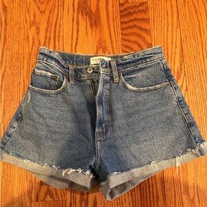 Abercrombie High Rise Mom Shorts - Size 26 - Curve Love